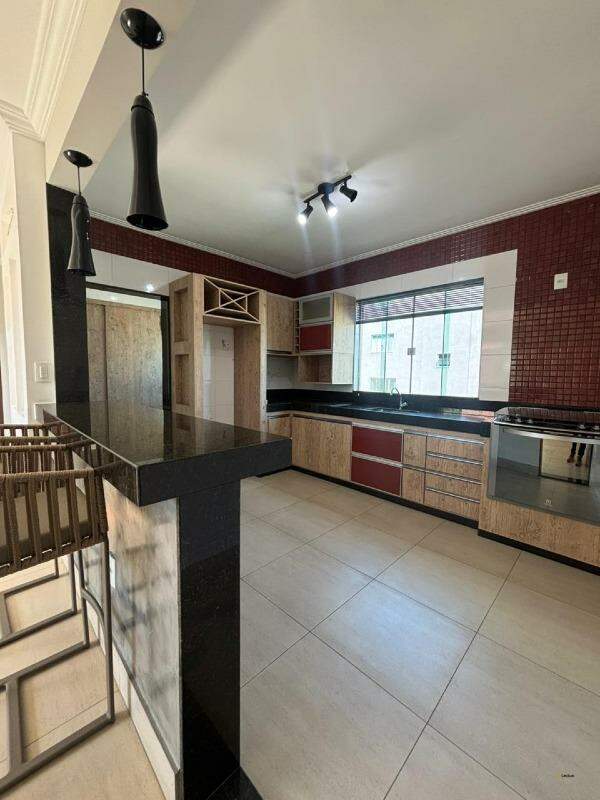 Apartamento à venda no Belvedere: 