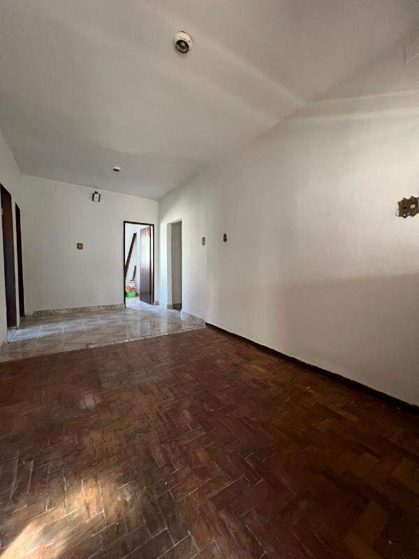 Casa à venda no LOURDES: 
