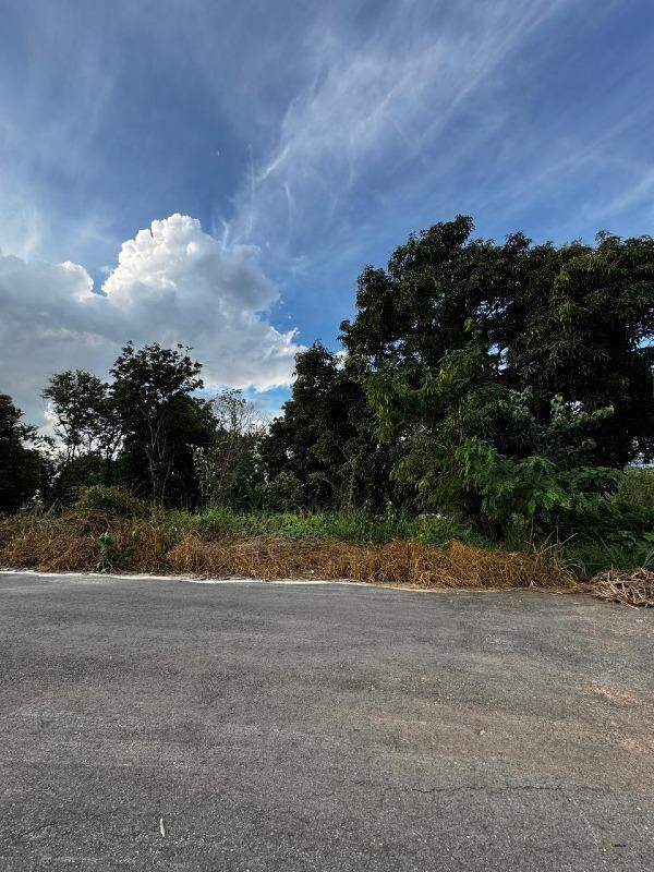 Lote à venda no Vila da Serra: 