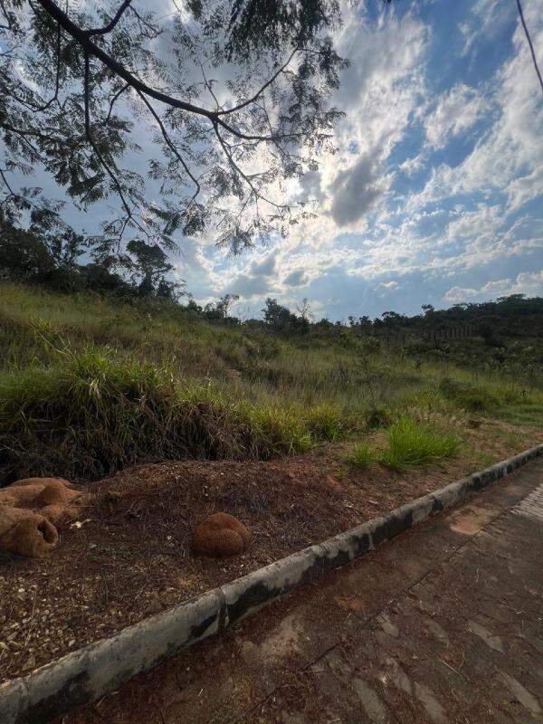 Lote à venda no Boulevard: 