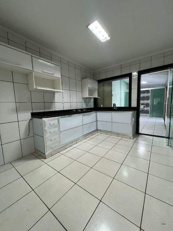Casa à venda no Jadir Marinho: 
