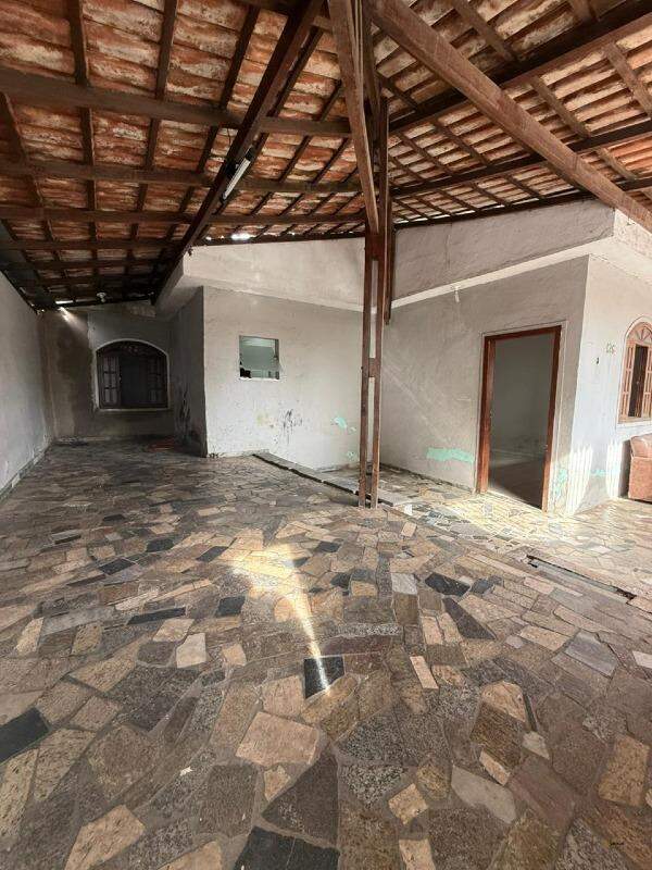 Casa à venda no Aeroporto: 