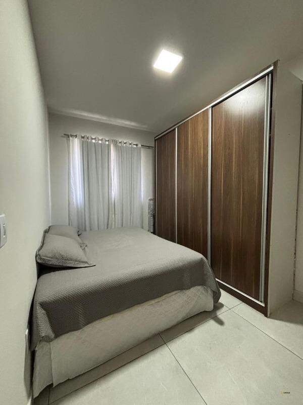 Casa à venda no Itaunense : 