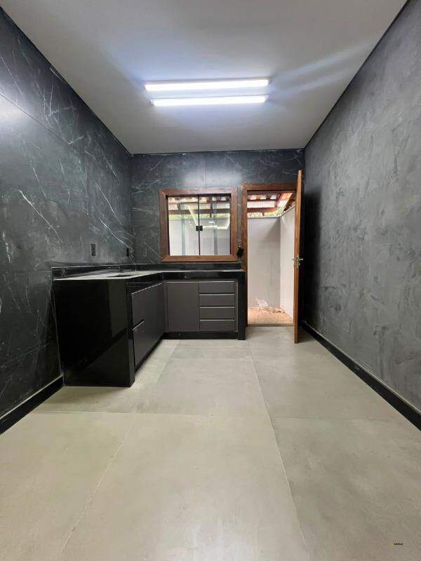 Casa à venda no Garcias: 