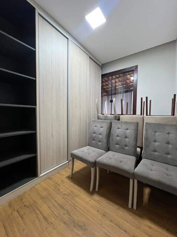 Casa à venda no Garcias: 