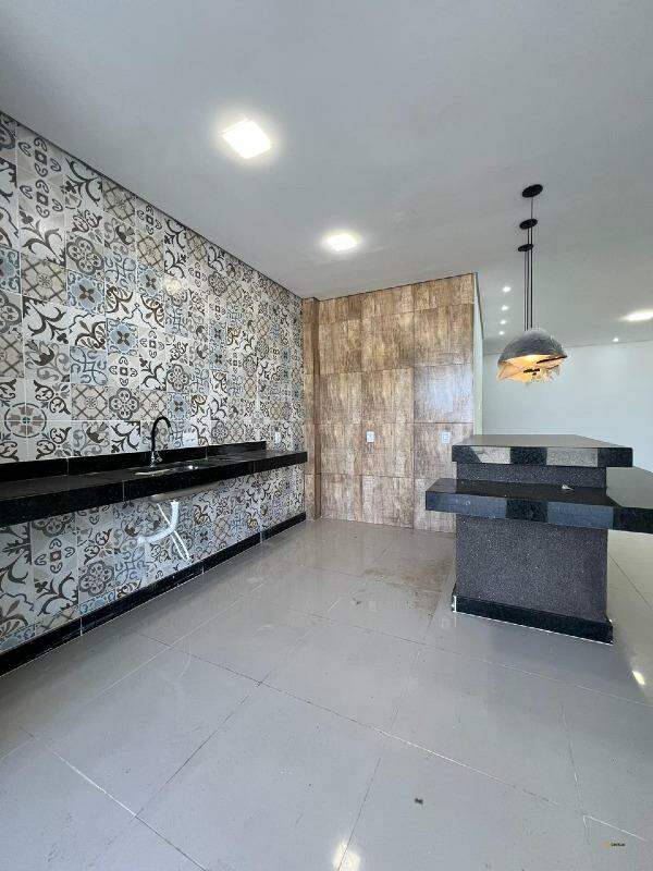 Casa à venda no Nogueira Machado: 
