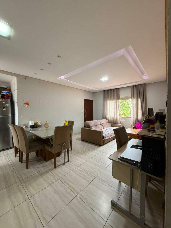 Apartamento à venda no Parque Jardim: 