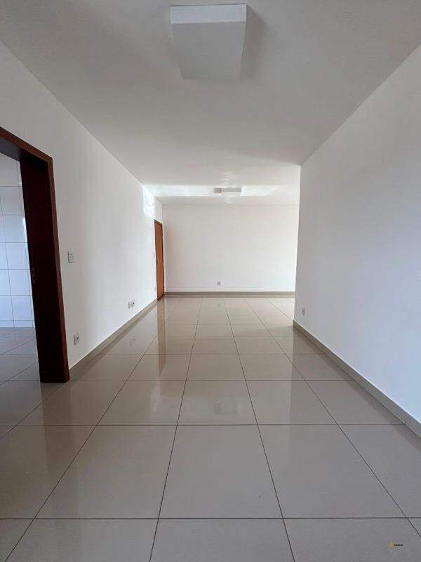 Casa à venda no Centro: 