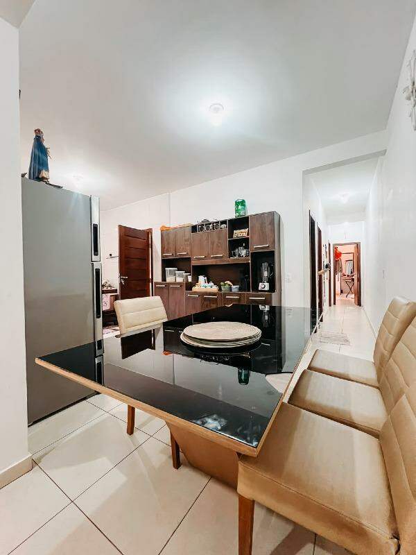 Casa à venda no Olímpio Moreira: 