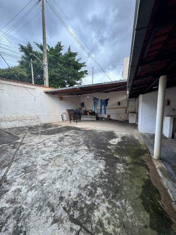 Casa à venda no Irmãos Auler: 