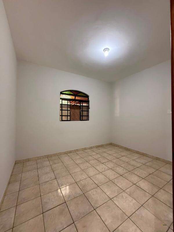 Casa à venda no Itaunense : 