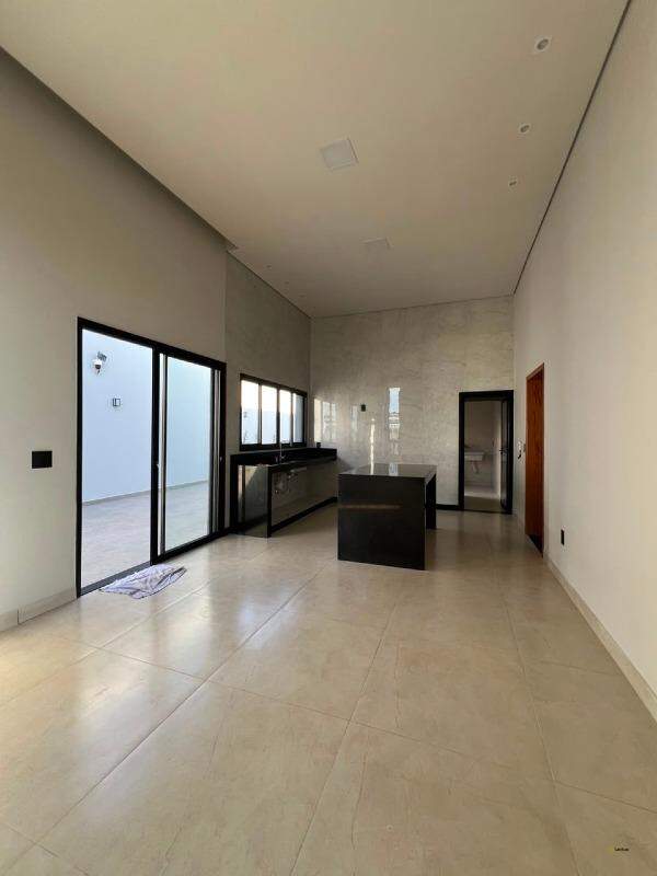 Casa à venda no Residencial Santanense: 