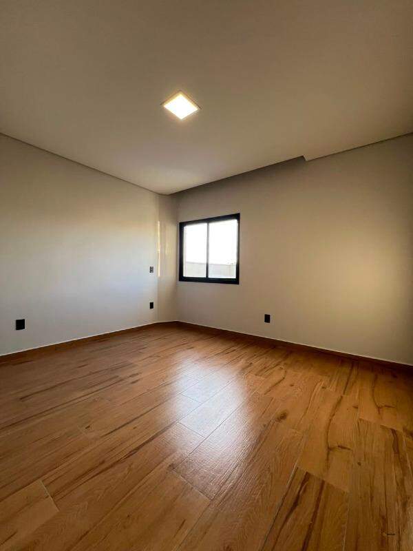 Casa à venda no Residencial Santanense: 