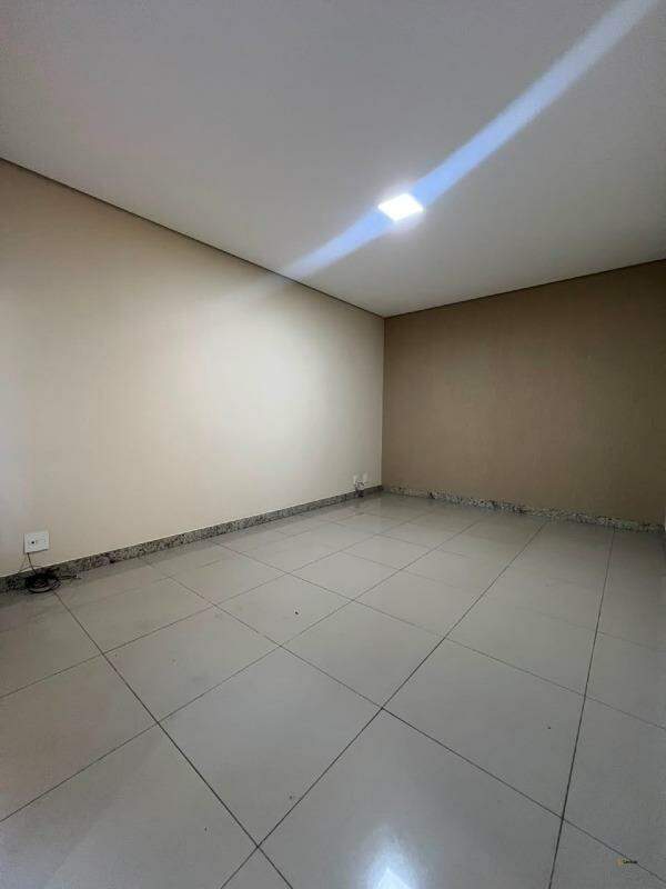 Apartamento à venda no Morro do Sol: 