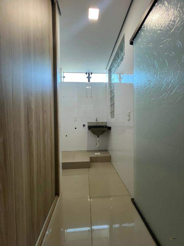 Apartamento à venda no Morro do Sol: 