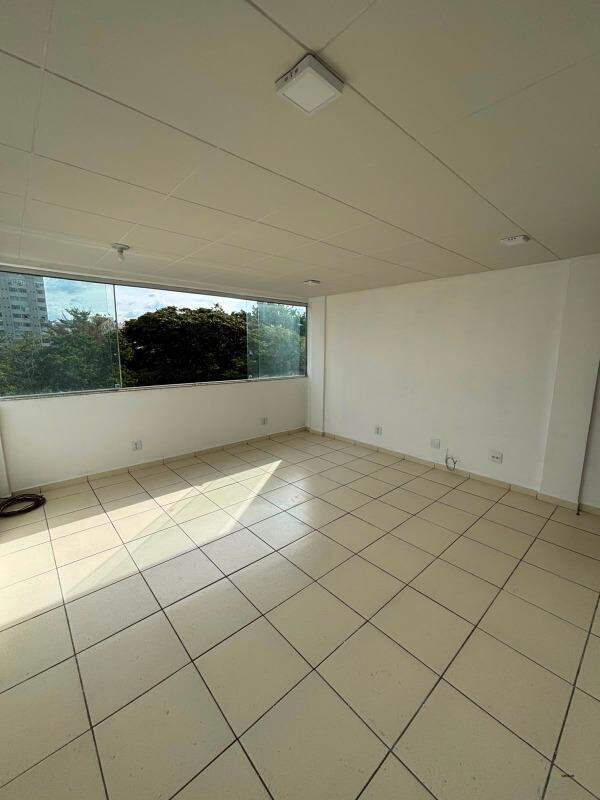 Sala à venda no Centro: 
