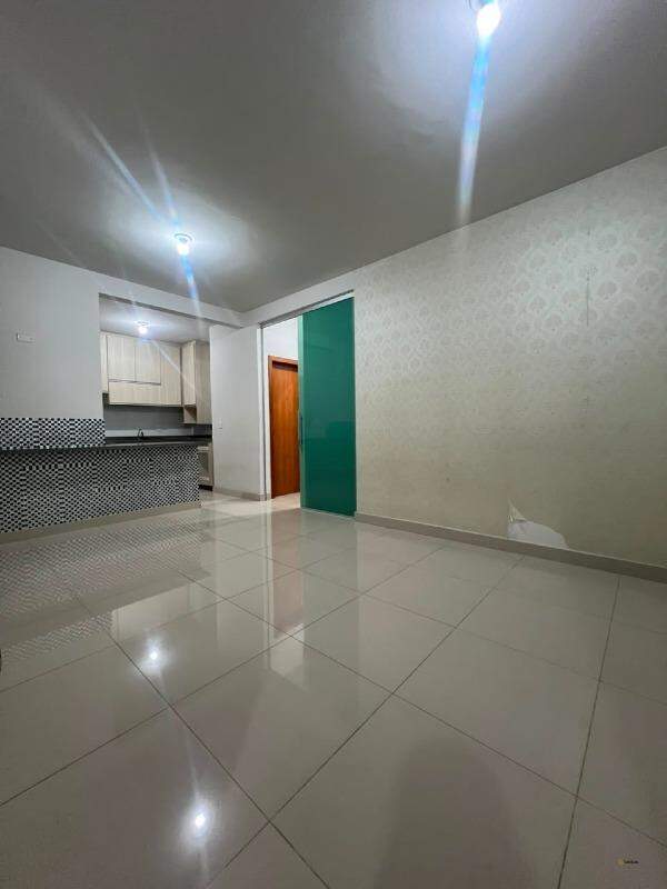 Apartamento à venda no Olímpio Moreira: 