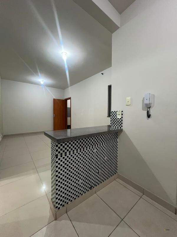 Apartamento à venda no Olímpio Moreira: 