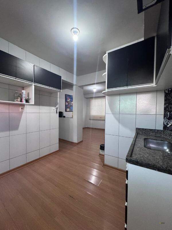 Apartamento à venda no Santanense: 