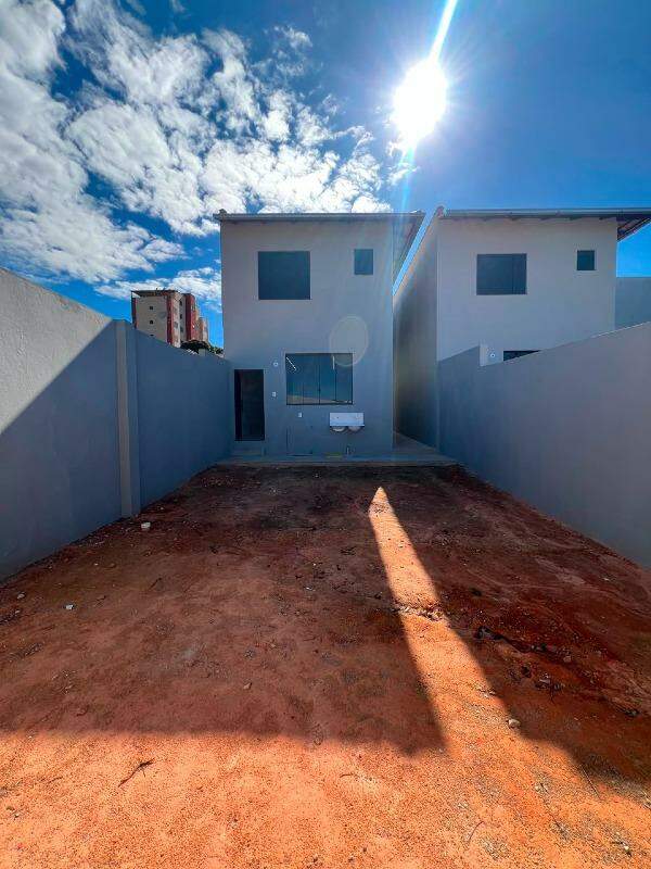 Casa à venda no Parque Jardim: 