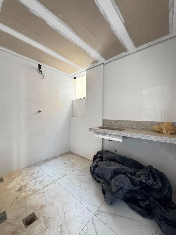 Apartamento à venda no Pio XII: 