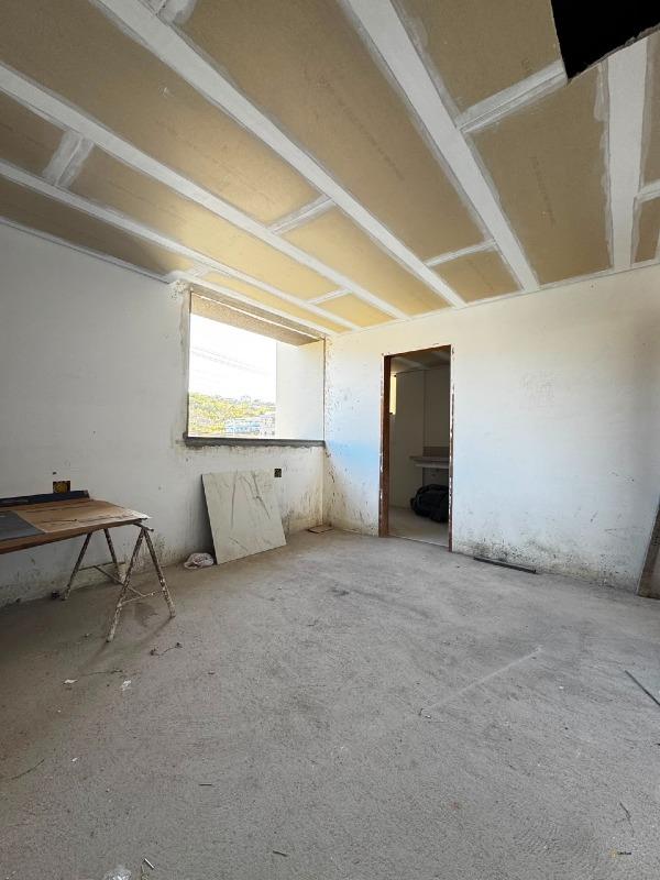 Apartamento à venda no Pio XII: 