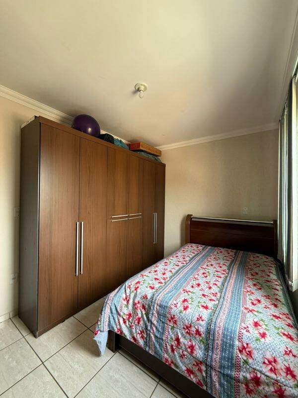 Apartamento à venda no Parque Jardim: 