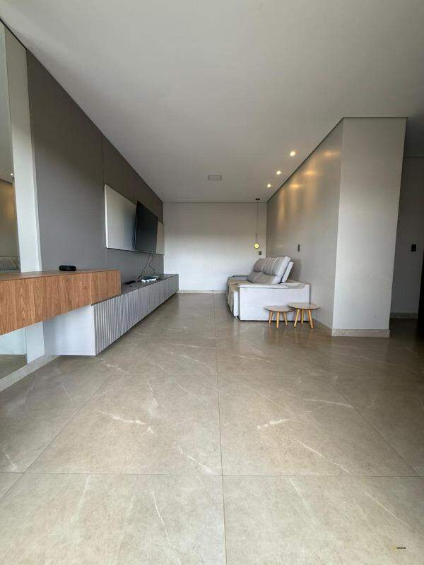 Casa à venda no Godofredo Gonçalves: 