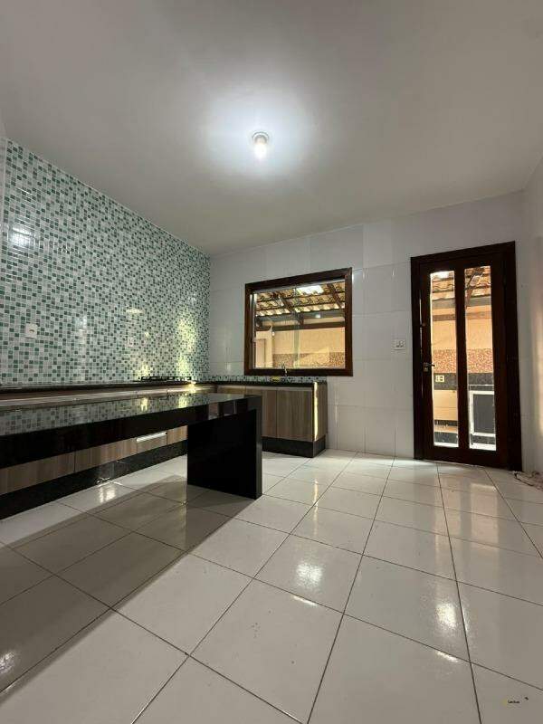 Casa à venda no Residencial Santanense: 