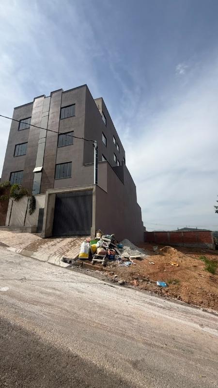 Lote à venda no Vila da Serra: 