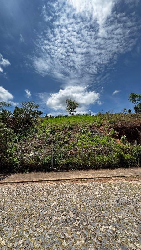 Lote à venda no Olímpio Moreira: 