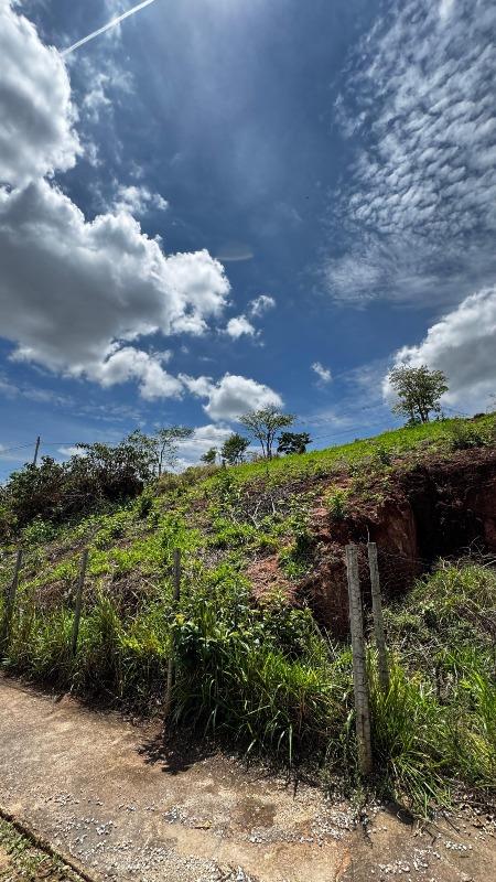 Lote à venda no Olímpio Moreira: 