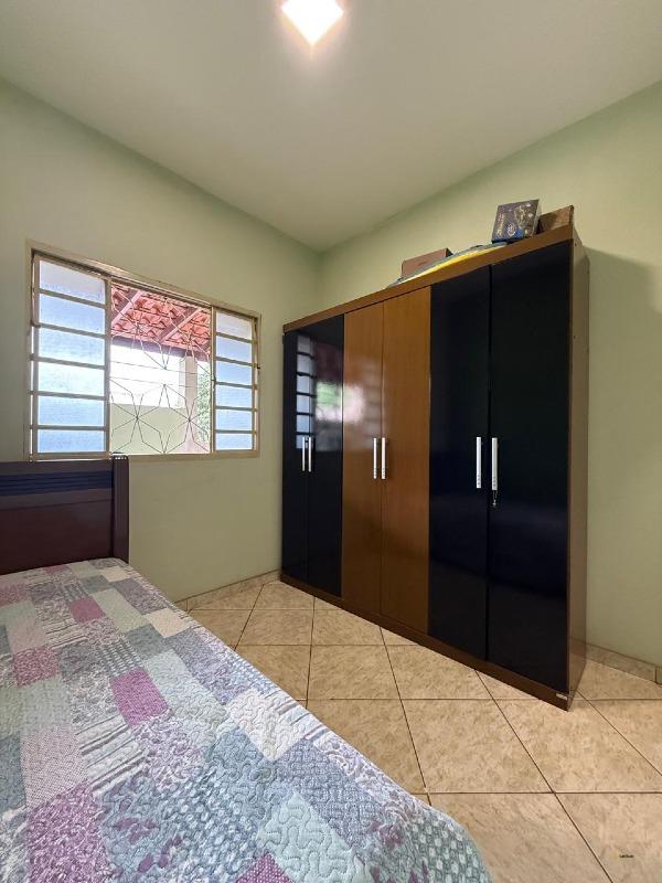 Casa à venda no Chácara do Quitão: 