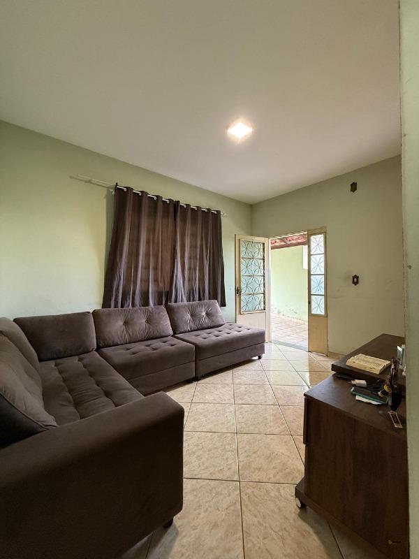 Casa à venda no Chácara do Quitão: 
