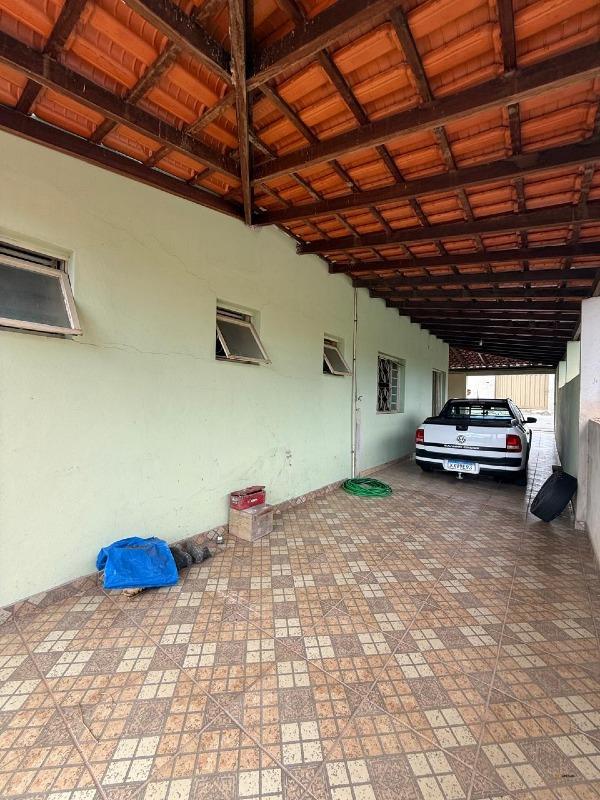 Casa à venda no Chácara do Quitão: 