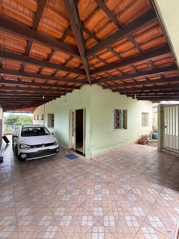 Casa à venda no Chácara do Quitão: 