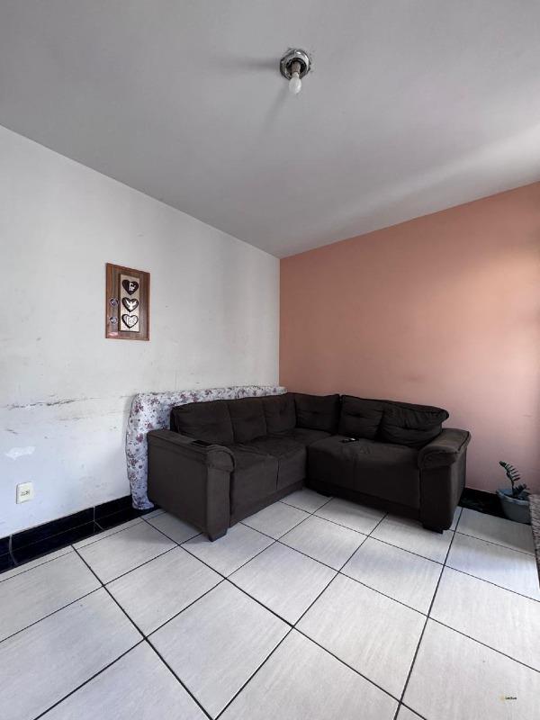 Apartamento à venda no Parque Jardim: 