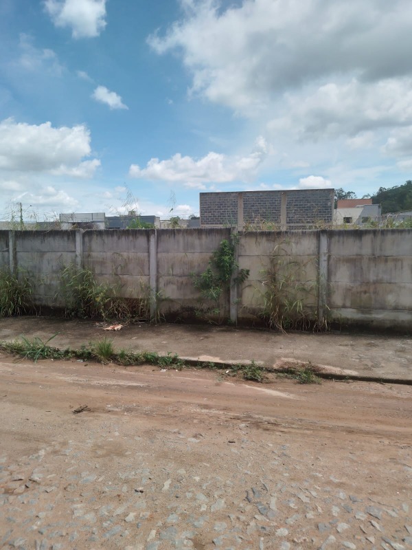 Lote à venda no JK: 