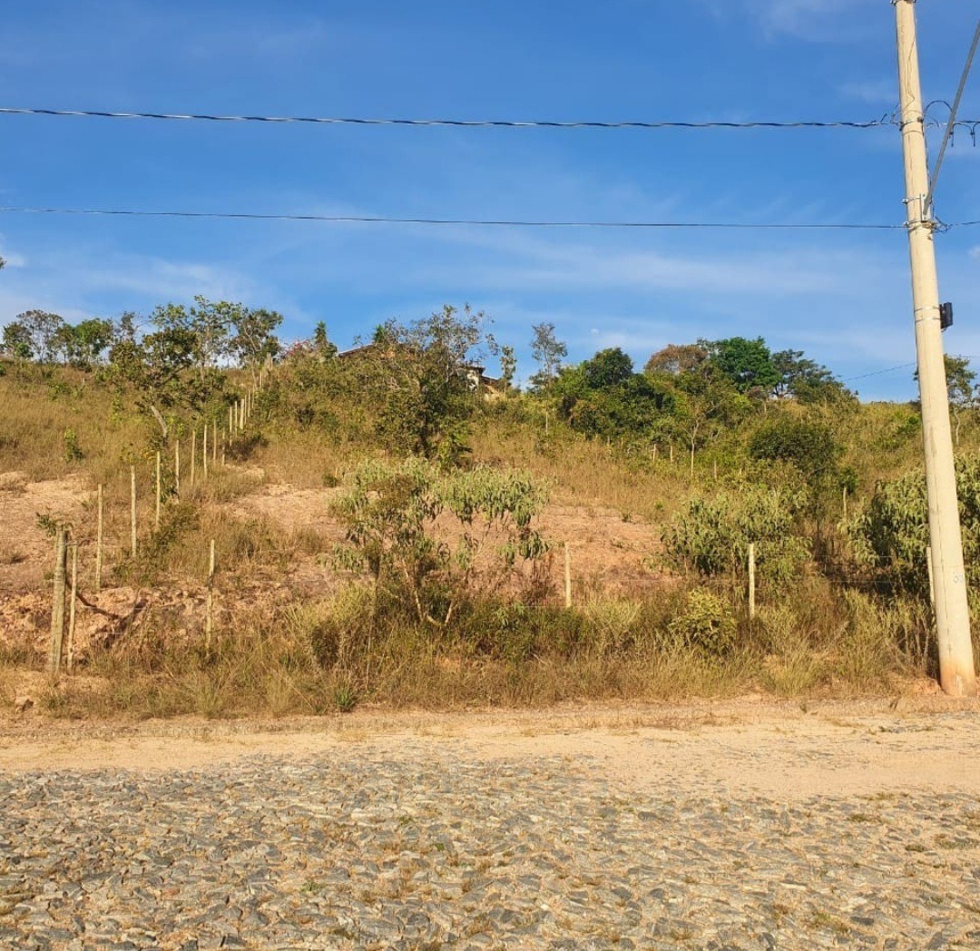 Chácara à venda no Condomínio Solar dos Lagos: 