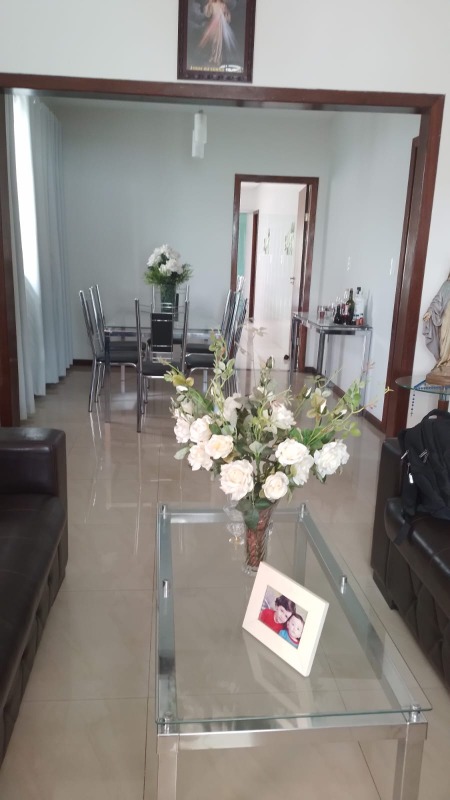 Casa à venda no Antunes: 