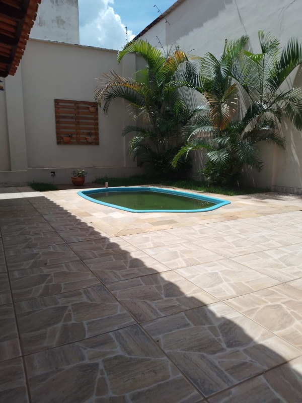 Casa à venda no Antunes: 