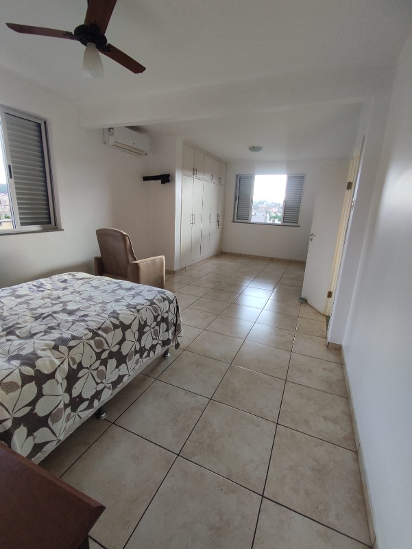 Cobertura à venda no Centro: 