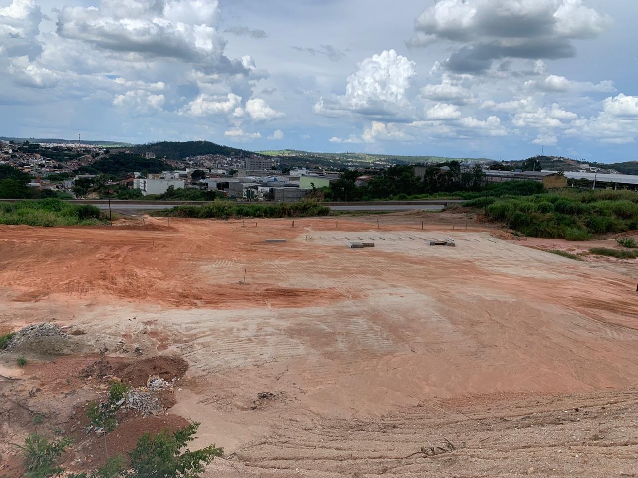 Lote à venda no PARÁ DE MINAS : 