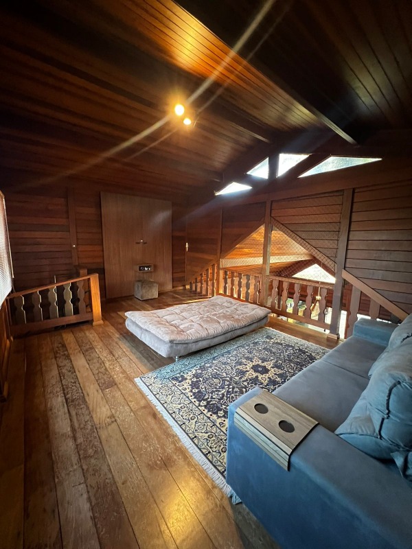 Casa à venda no Condomínio Lago do Sol: 