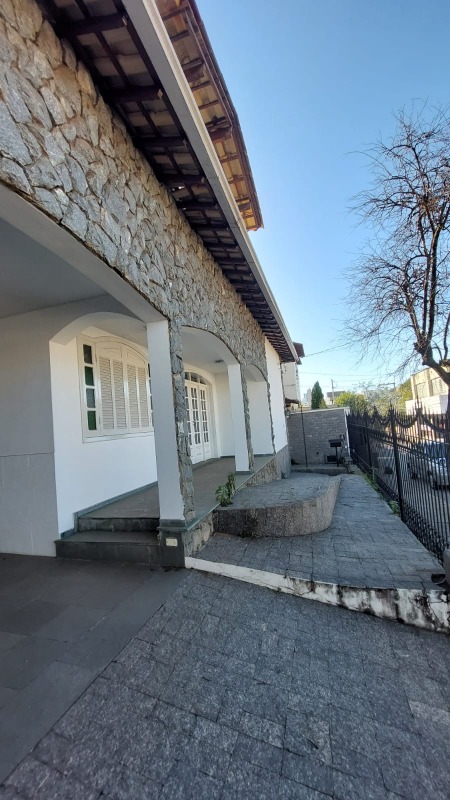 Casa à venda no Cerqueira Lima: 