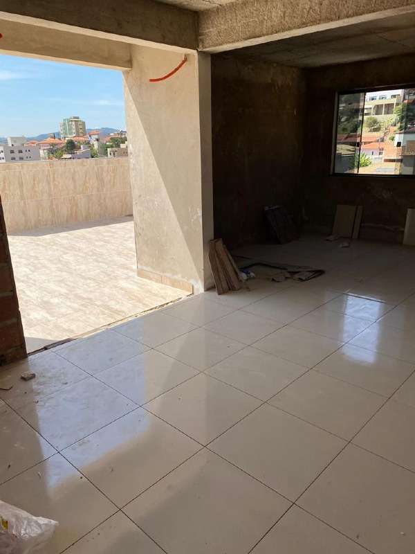 Cobertura à venda no Morro do Sol: 