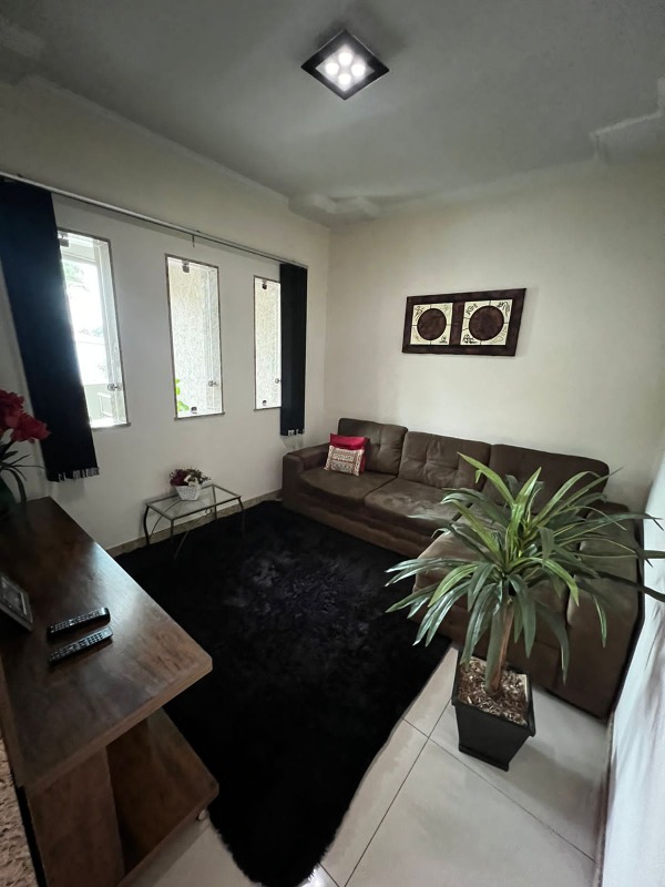 Casa à venda no LOURDES: 