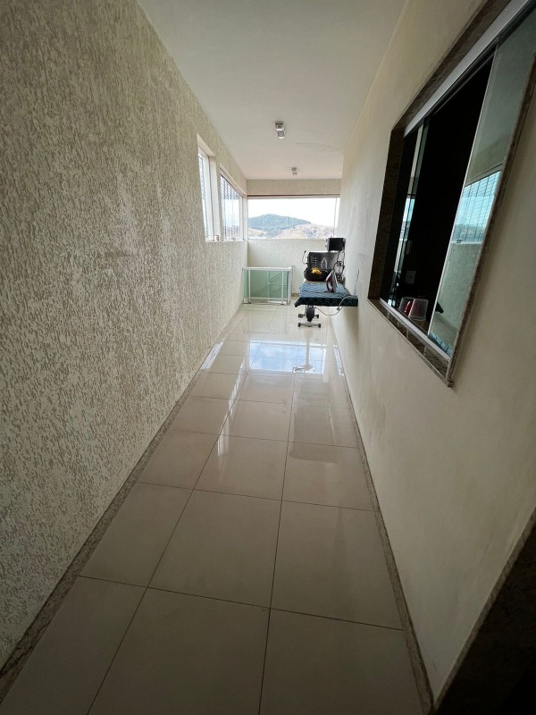 Casa à venda no LOURDES: 