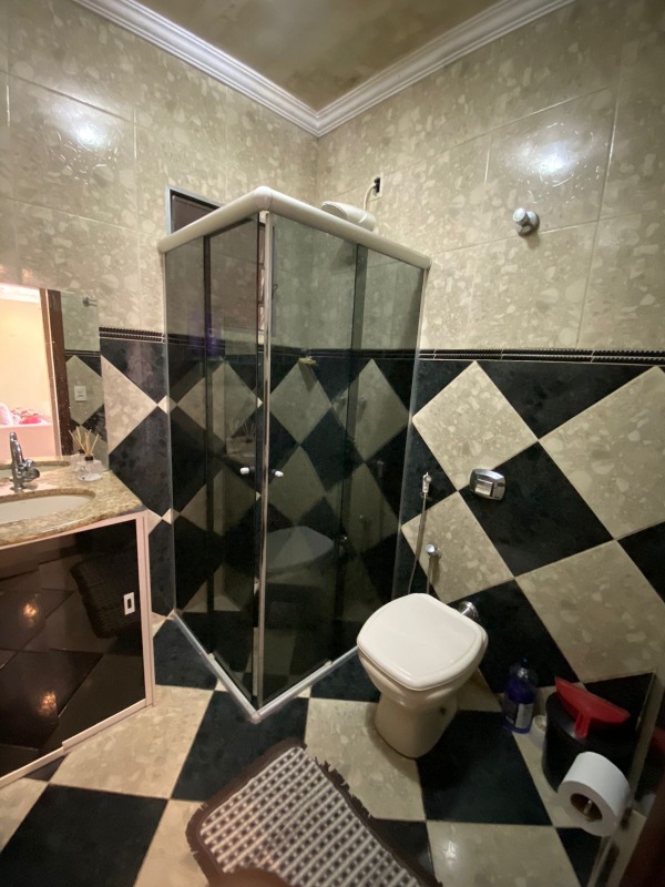 Casa à venda no Centenário: 