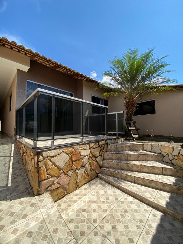 Casa à venda no Centenário: 